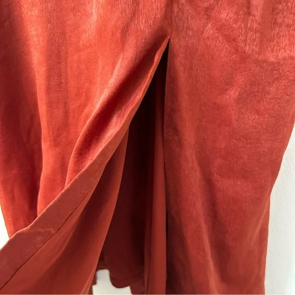 Lulu’s Maribel Midi Dress Satin Effect Open Back Size Large in Rust Orange NWT - Picture 10 of 13